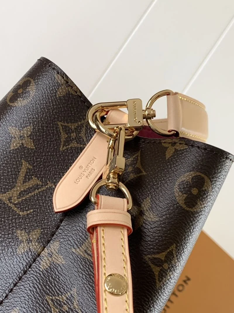 Louis Vuitton Bucket Bags AllSeason 42982