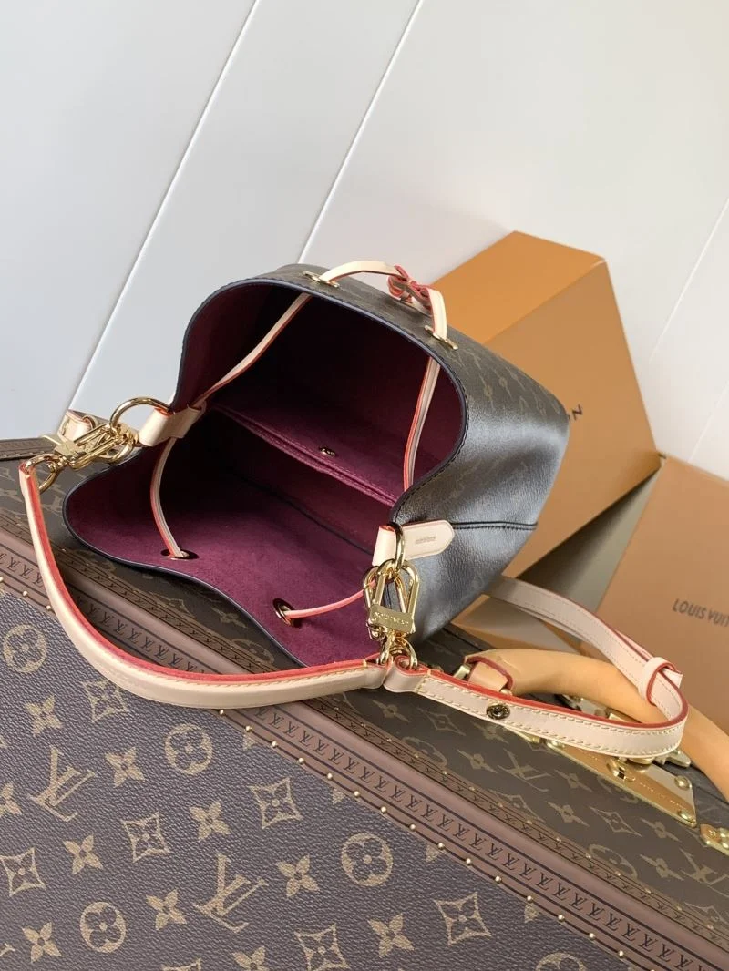 Louis Vuitton Bucket Bags AllSeason 42982