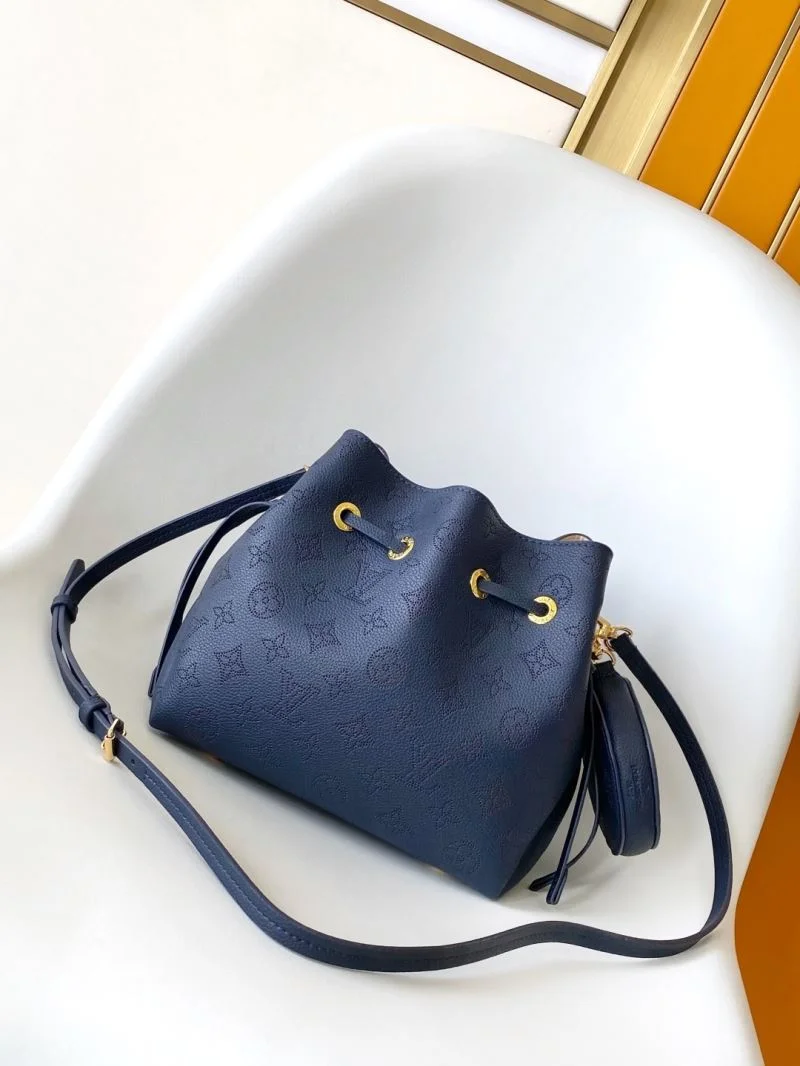Louis Vuitton Bucket Bags Lightweight 43021