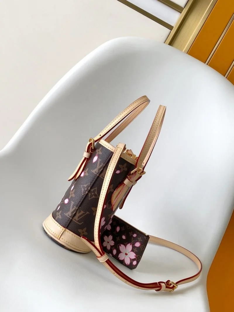 Bold Louis Vuitton Bucket Bags 42973