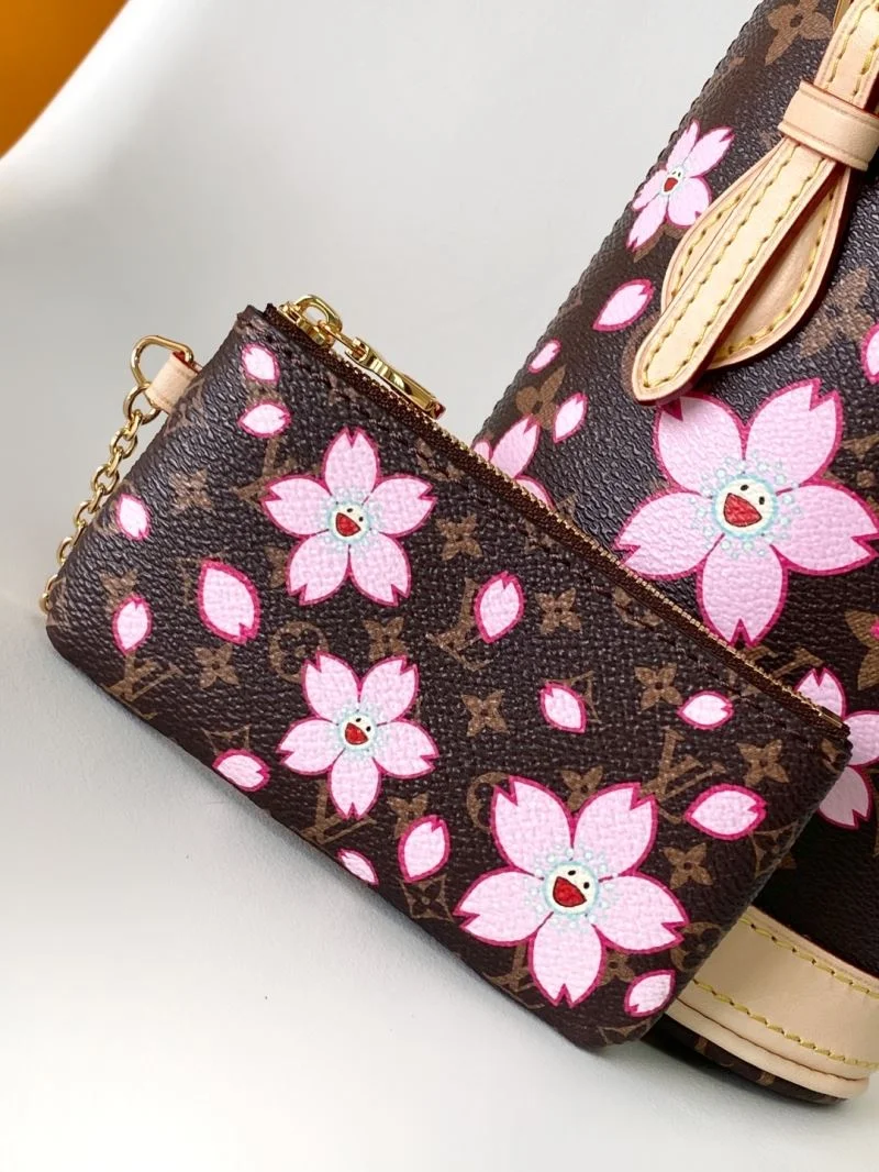 Bold Louis Vuitton Bucket Bags 42973