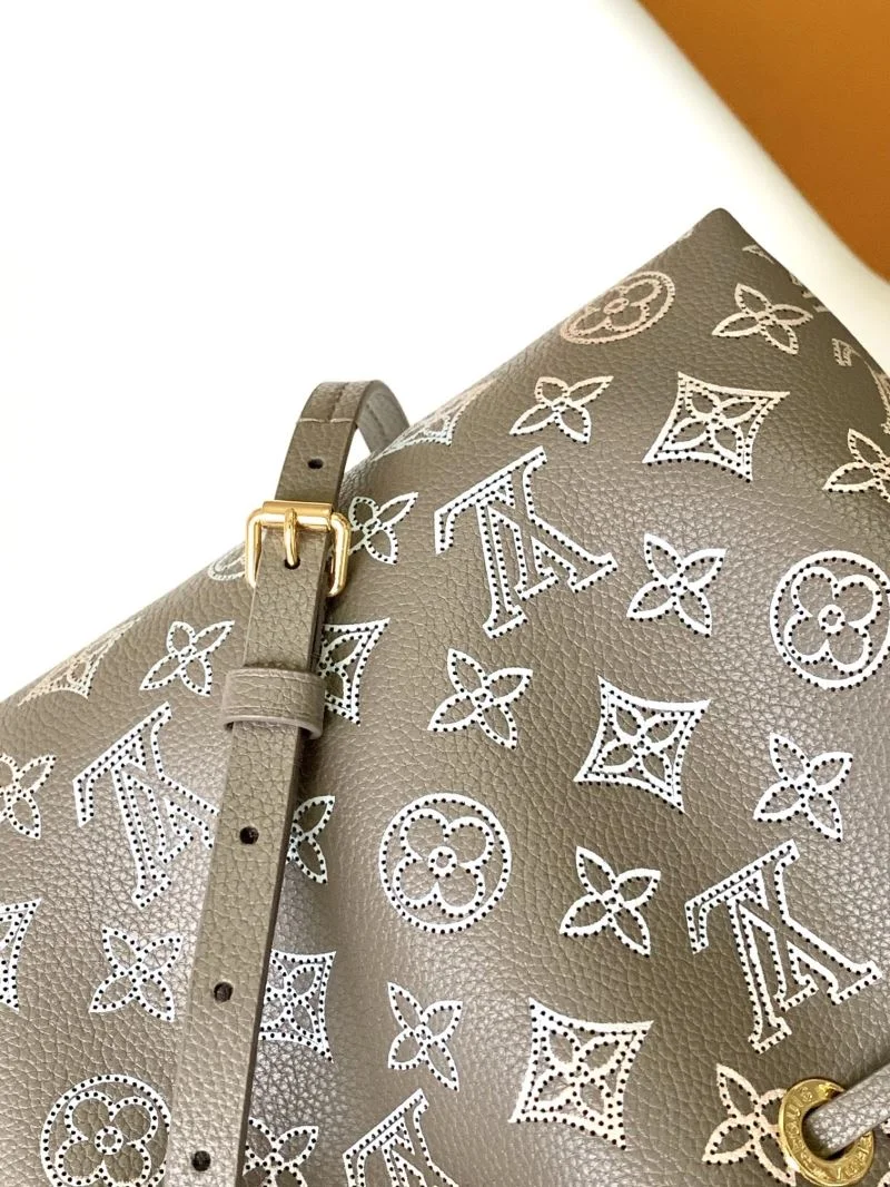 Louis Vuitton Bucket Bags Neat 41977