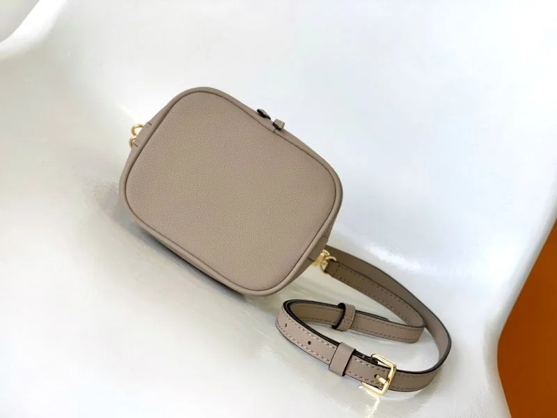 Affordable Louis Vuitton Bucket Bags 42017