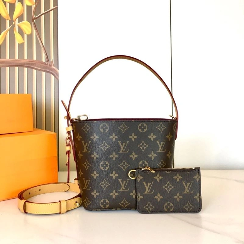 MultiPurpose Louis Vuitton Bucket Bags 87491