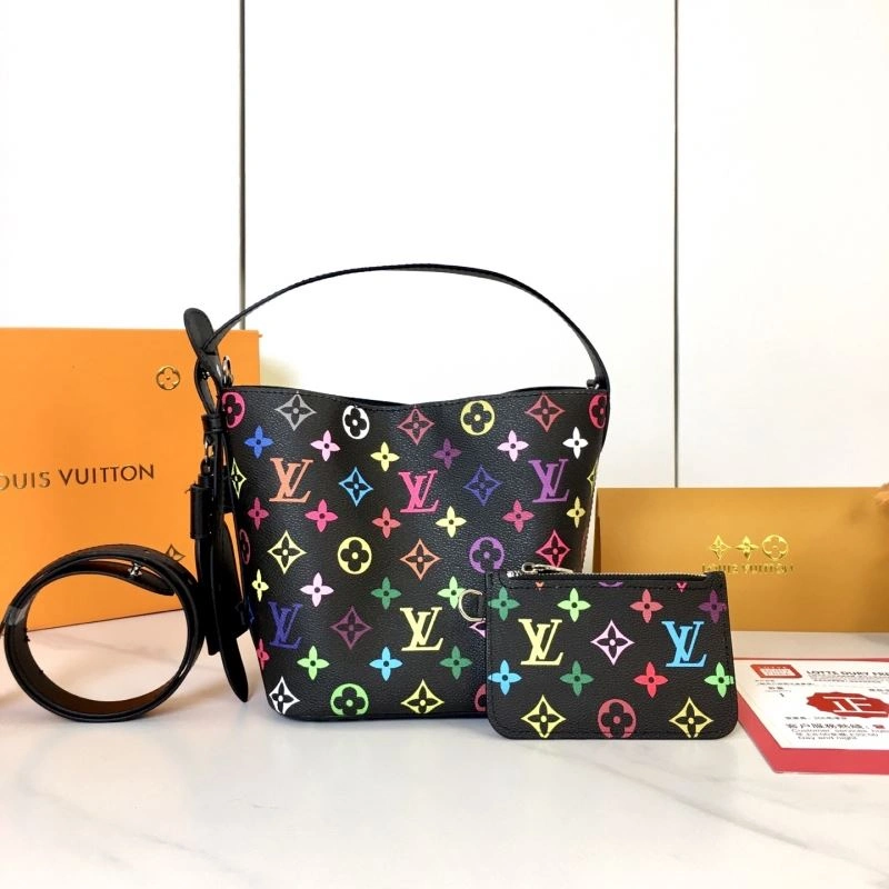 Chic Louis Vuitton Bucket Bags 87451