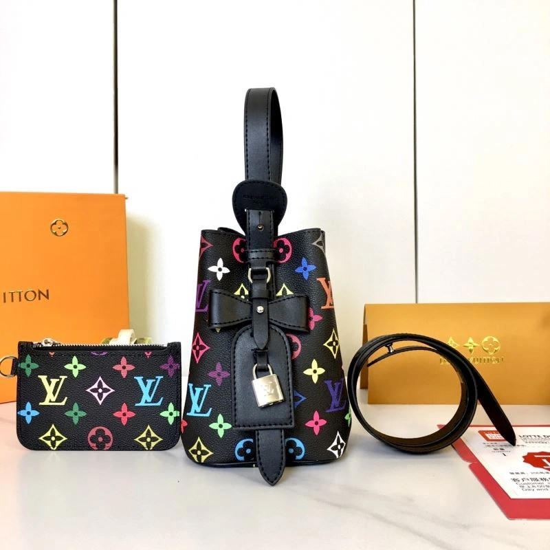 Chic Louis Vuitton Bucket Bags 87451