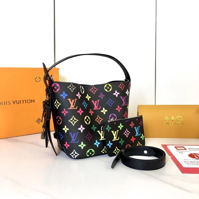 Chic Louis Vuitton Bucket Bags 87451