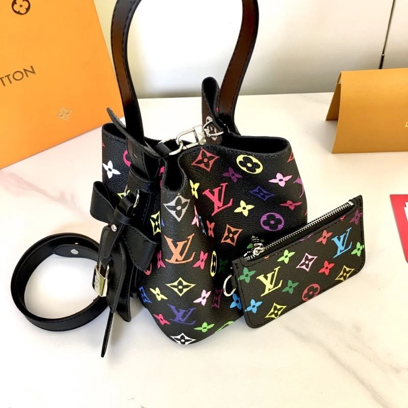 Chic Louis Vuitton Bucket Bags 87451