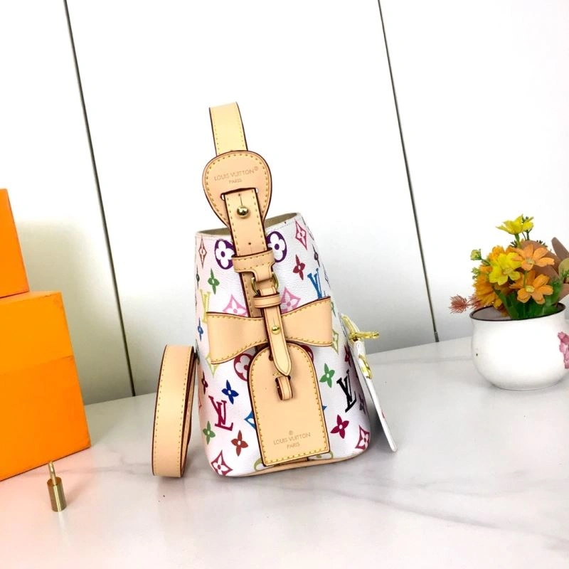 Minimalist Louis Vuitton Bucket Bags 87455