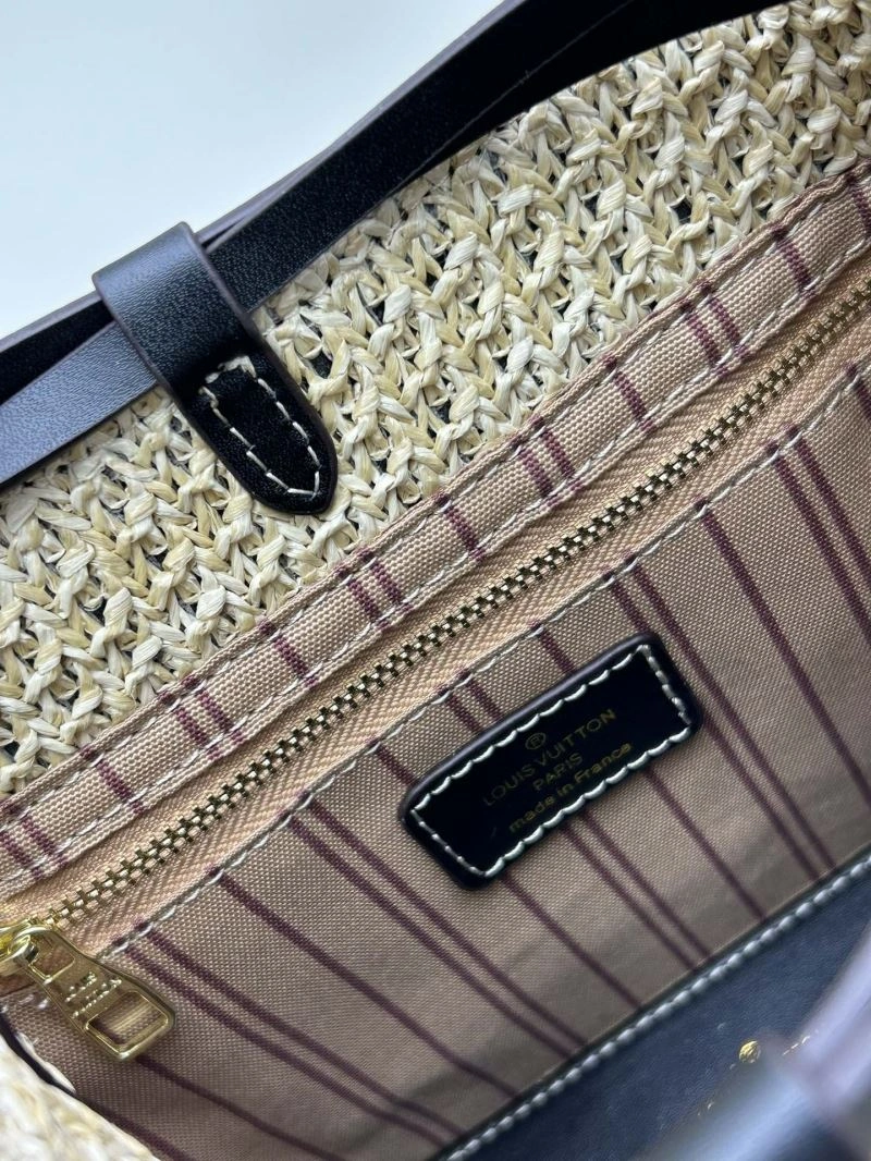 Compact Louis Vuitton Bucket Bags 83504