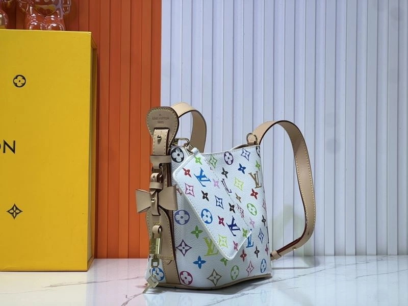 Popular Louis Vuitton Bucket Bags 80284
