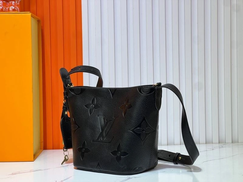 Breathable Louis Vuitton Bucket Bags 80263