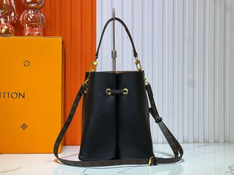 Louis Vuitton Bucket Bags Sporty 80261