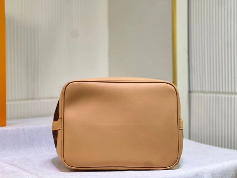 Louis Vuitton Bucket Bags Classic 80260
