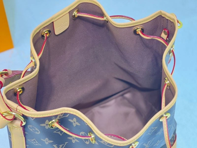 Louis Vuitton Bucket Bags Classic 80260