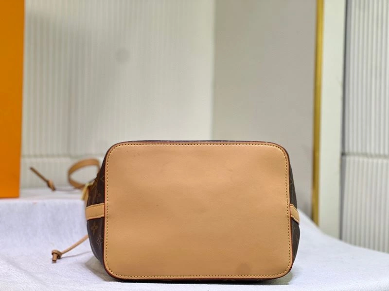 Louis Vuitton Bucket Bags EasyMatch 80259