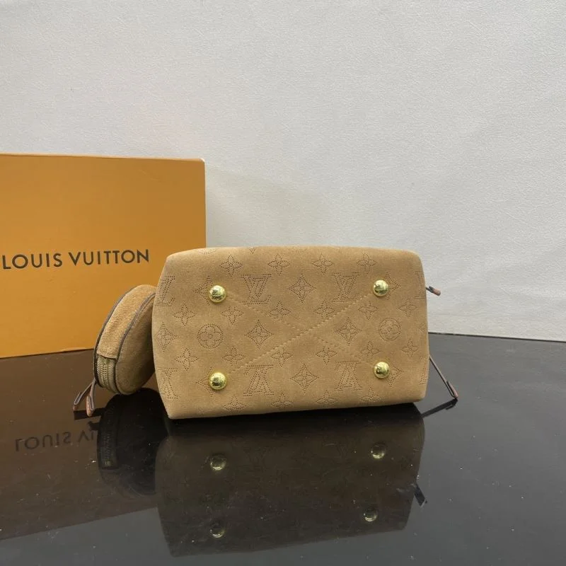 WellDesigned Louis Vuitton Bucket Bags 41806