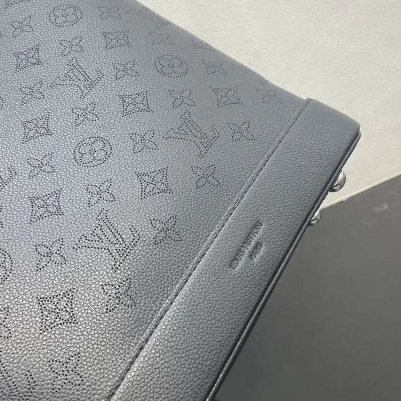 Breathable Louis Vuitton Bucket Bags 41805