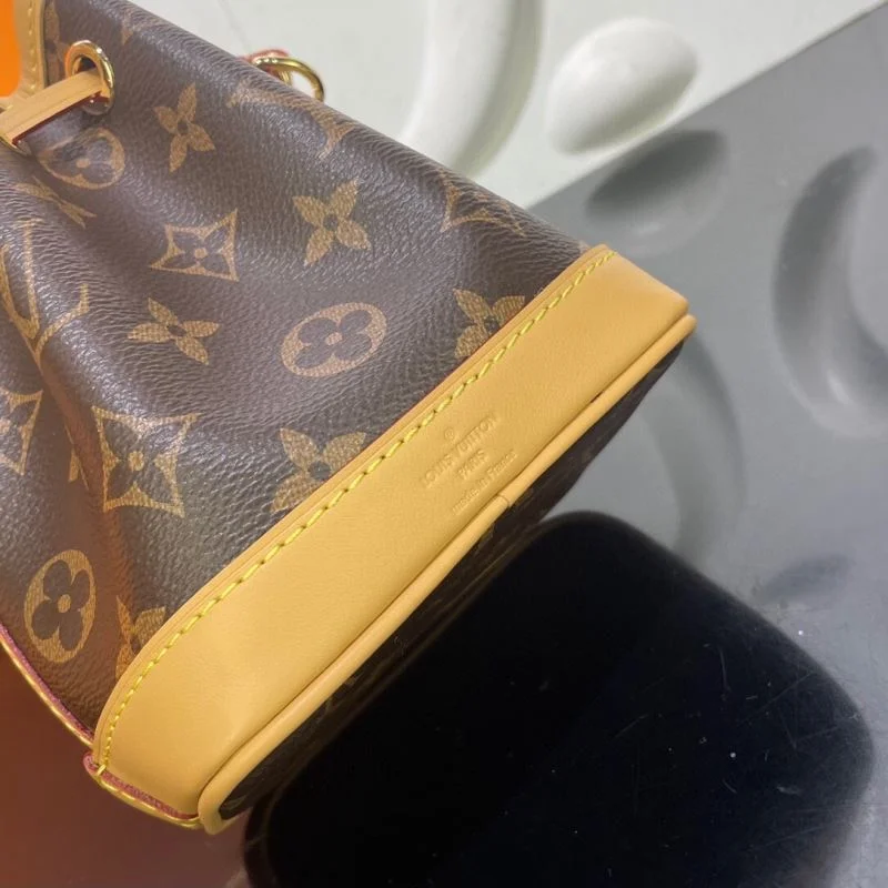 Cozy Louis Vuitton Bucket Bags 41807