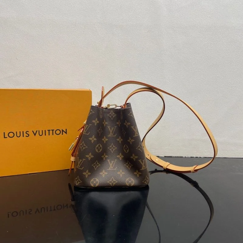Breathable Louis Vuitton Bucket Bags 41638