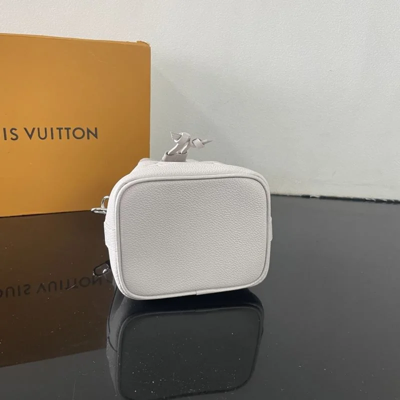 HighPerformance Louis Vuitton Bucket Bags 41648