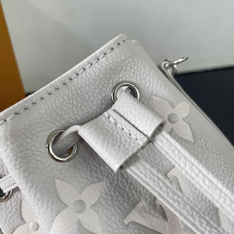 HighPerformance Louis Vuitton Bucket Bags 41648