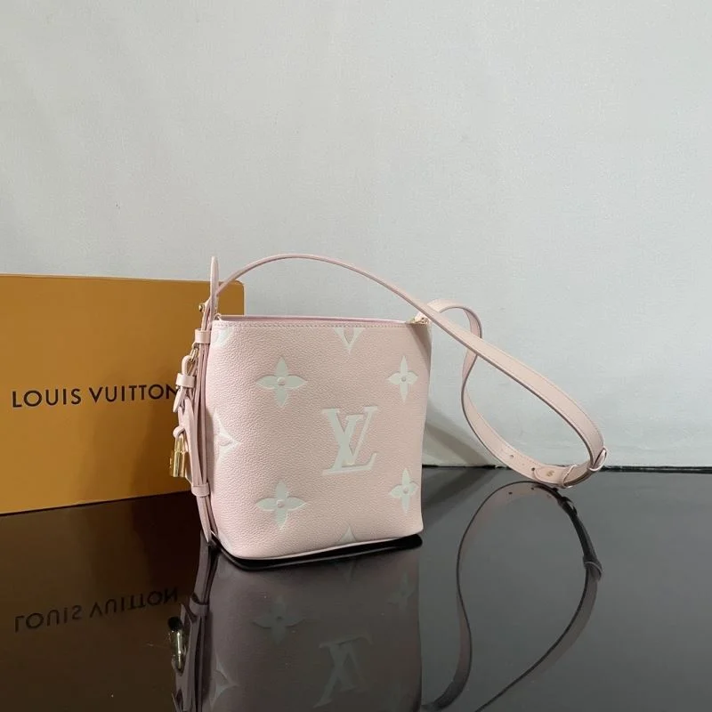 Louis Vuitton Bucket Bags Chic 41677