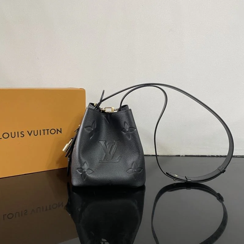 Louis Vuitton Bucket Bags TechFriendly 41646