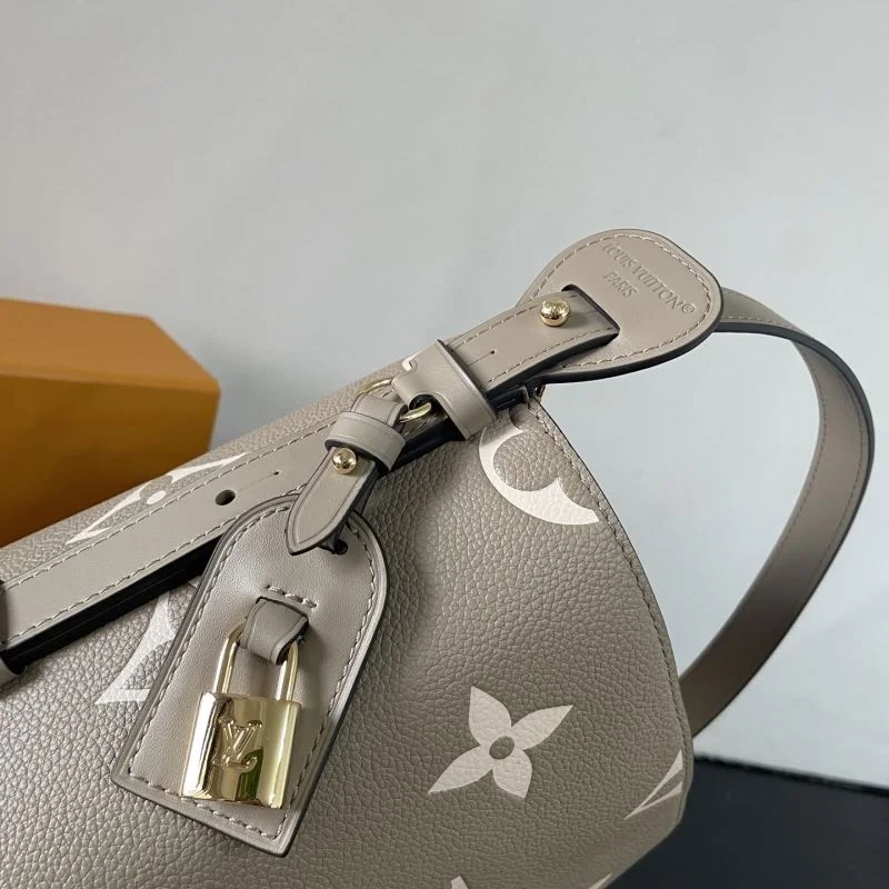 SoftTouch Louis Vuitton Bucket Bags 41636