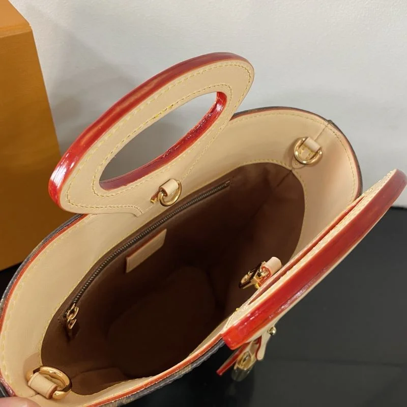 Louis Vuitton Bucket Bags Classic 41633