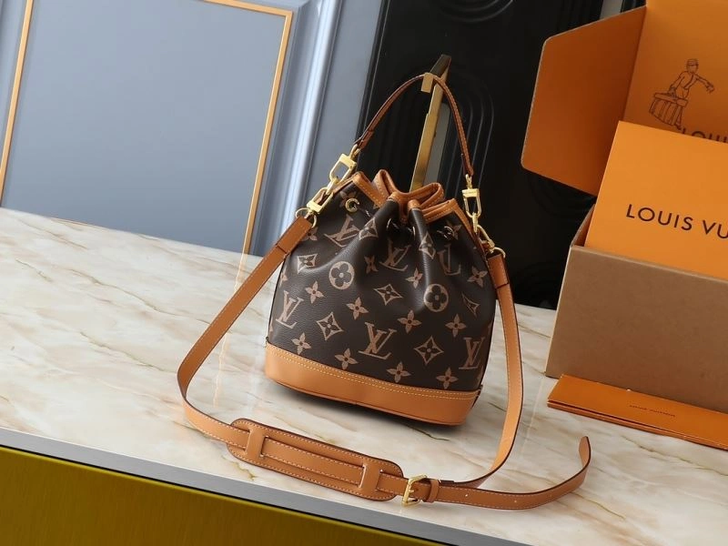 Comfortable Louis Vuitton Bucket Bags 88681