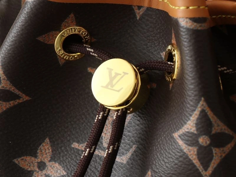 Comfortable Louis Vuitton Bucket Bags 88681