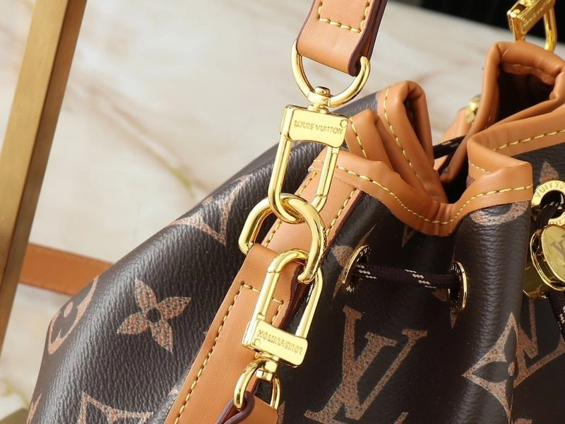 Comfortable Louis Vuitton Bucket Bags 88681