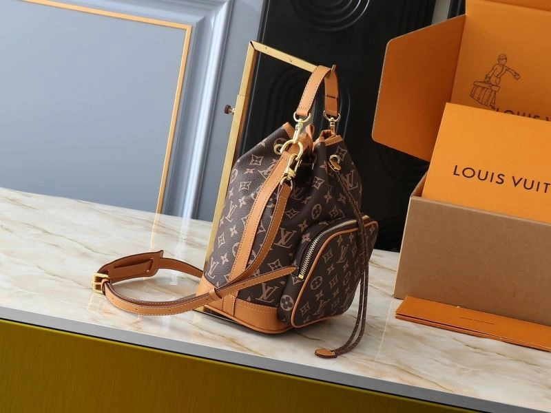 Sustainable Louis Vuitton Bucket Bags 88675