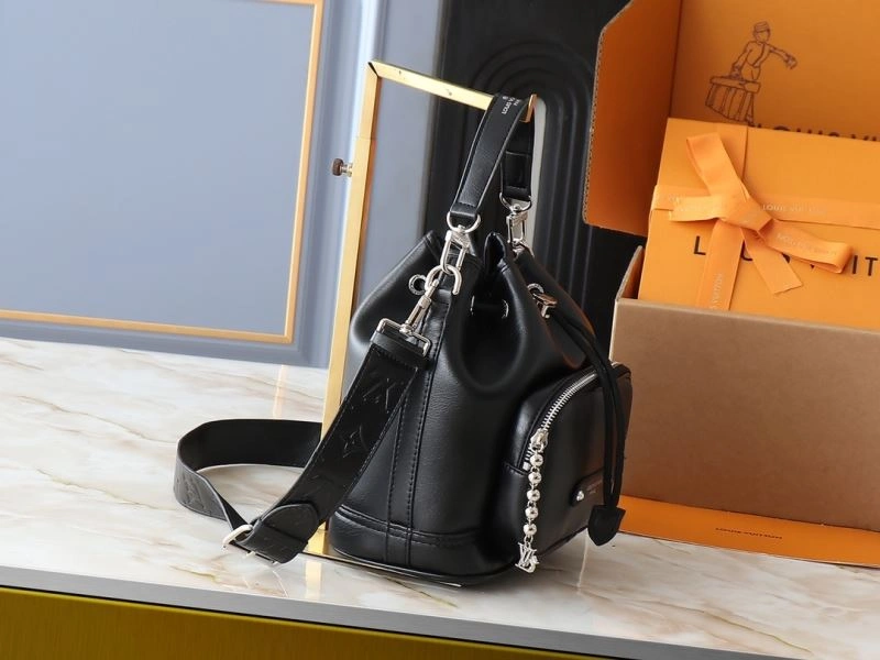 Louis Vuitton Bucket Bags Neat 88638