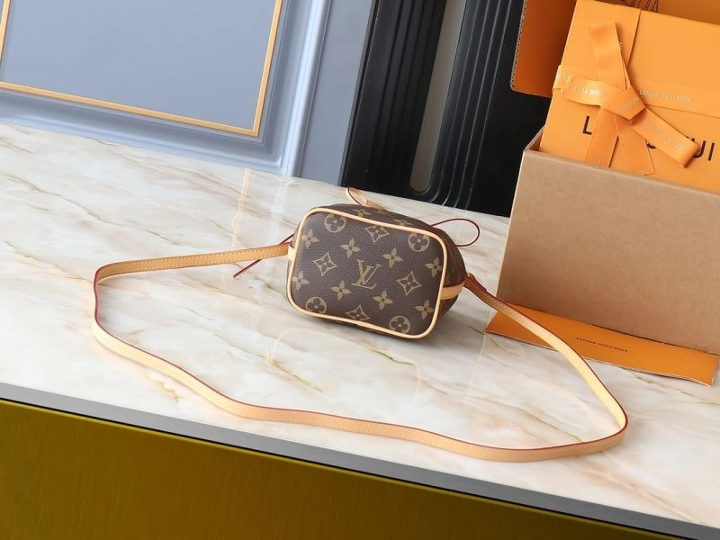 Louis Vuitton Bucket Bags Elegant 88635