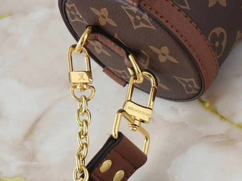 Seasonal Louis Vuitton Bucket Bags 88679