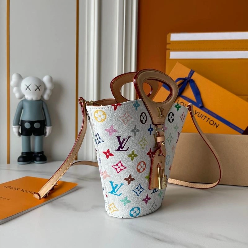 Louis Vuitton Bucket Bags UrbanChic 88632