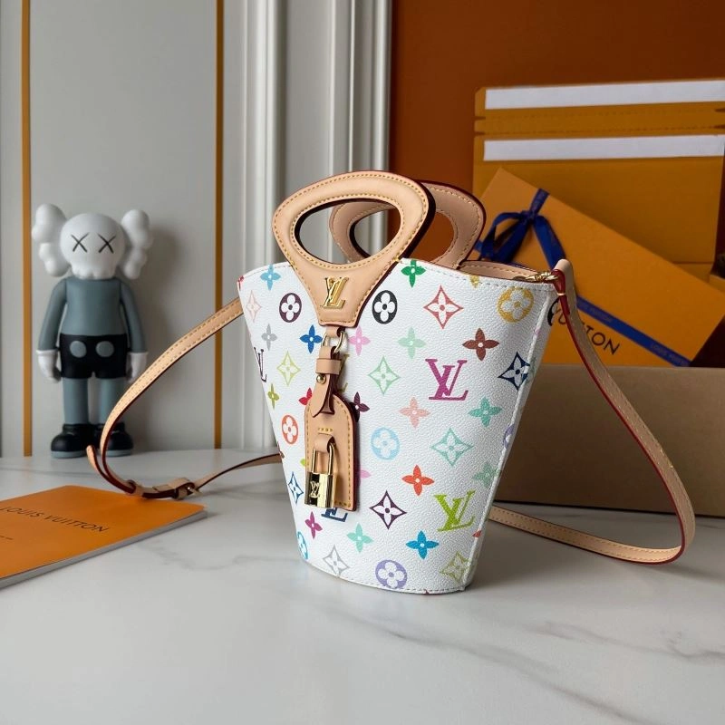 Louis Vuitton Bucket Bags UrbanChic 88632