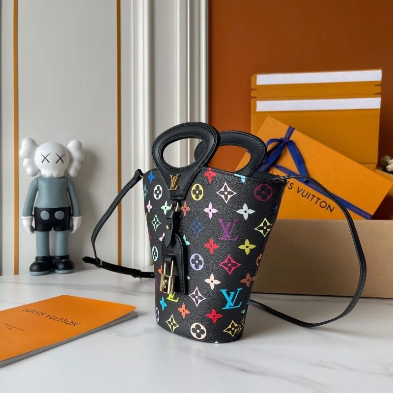 Bright Louis Vuitton Bucket Bags 88637