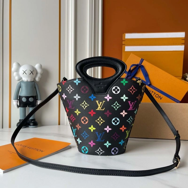 Bright Louis Vuitton Bucket Bags 88637