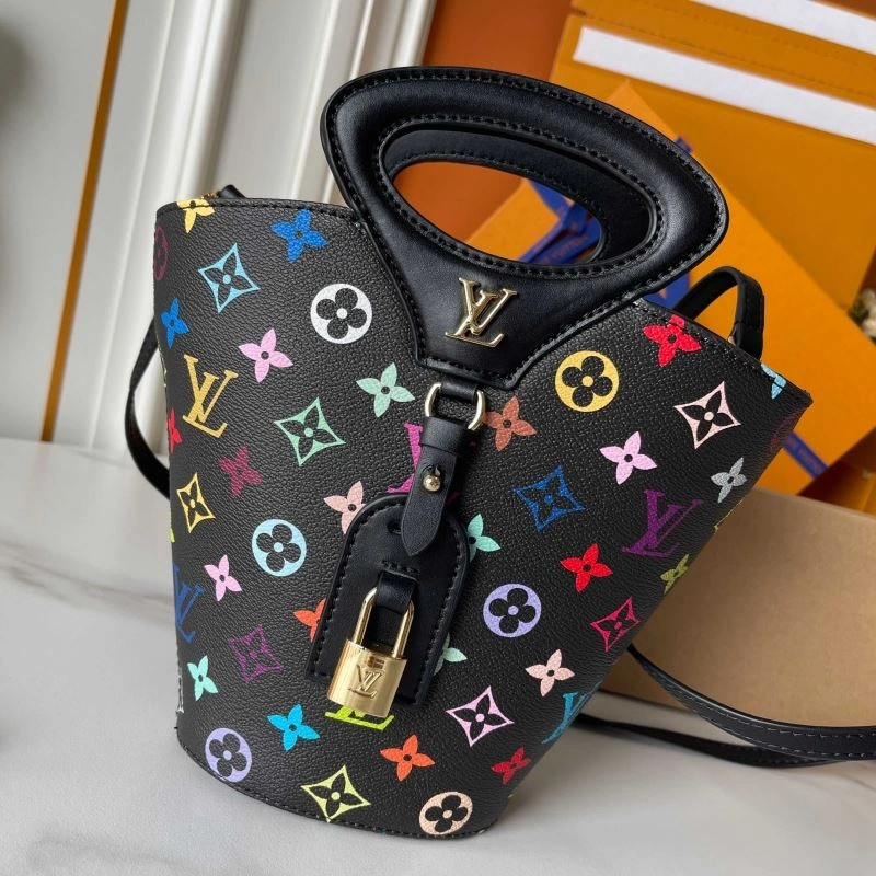 Bright Louis Vuitton Bucket Bags 88637