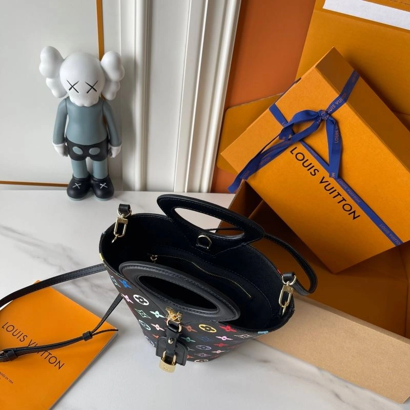 Bright Louis Vuitton Bucket Bags 88637