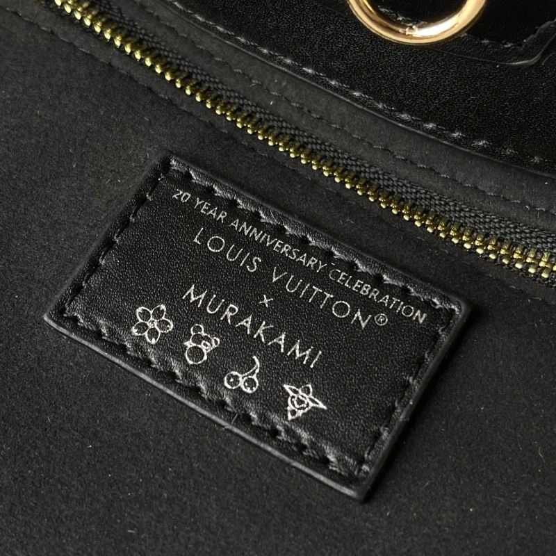 Bright Louis Vuitton Bucket Bags 88637