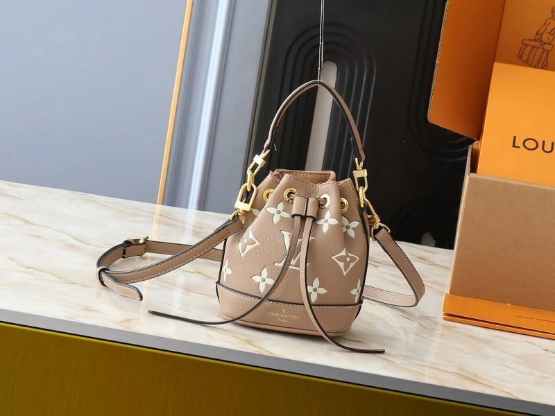 Louis Vuitton Bucket Bags Compact 88678