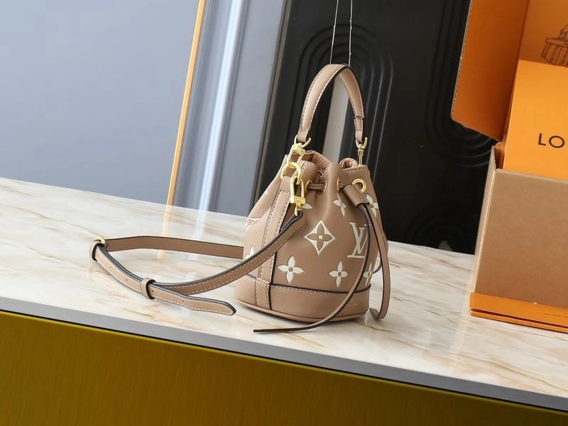 Louis Vuitton Bucket Bags Compact 88678