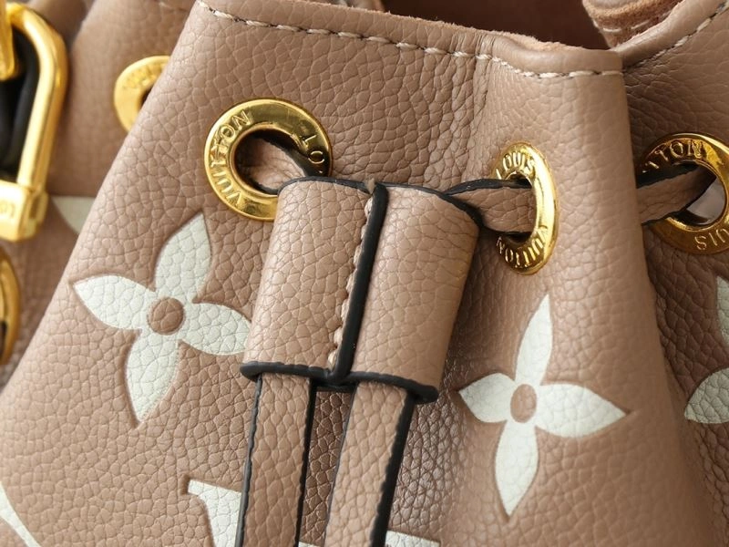 Louis Vuitton Bucket Bags Compact 88678