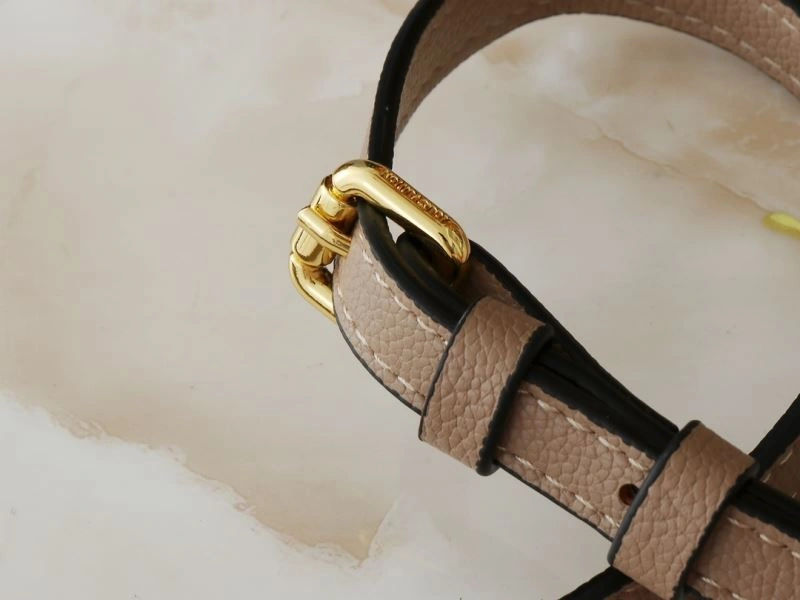 Louis Vuitton Bucket Bags Compact 88678