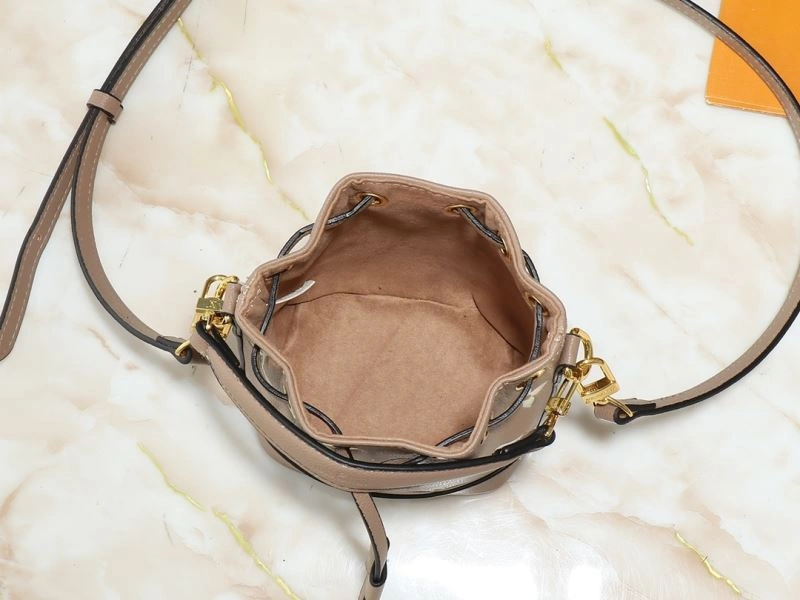 Louis Vuitton Bucket Bags Compact 88678