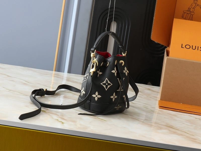 Louis Vuitton Bucket Bags Bright 88629